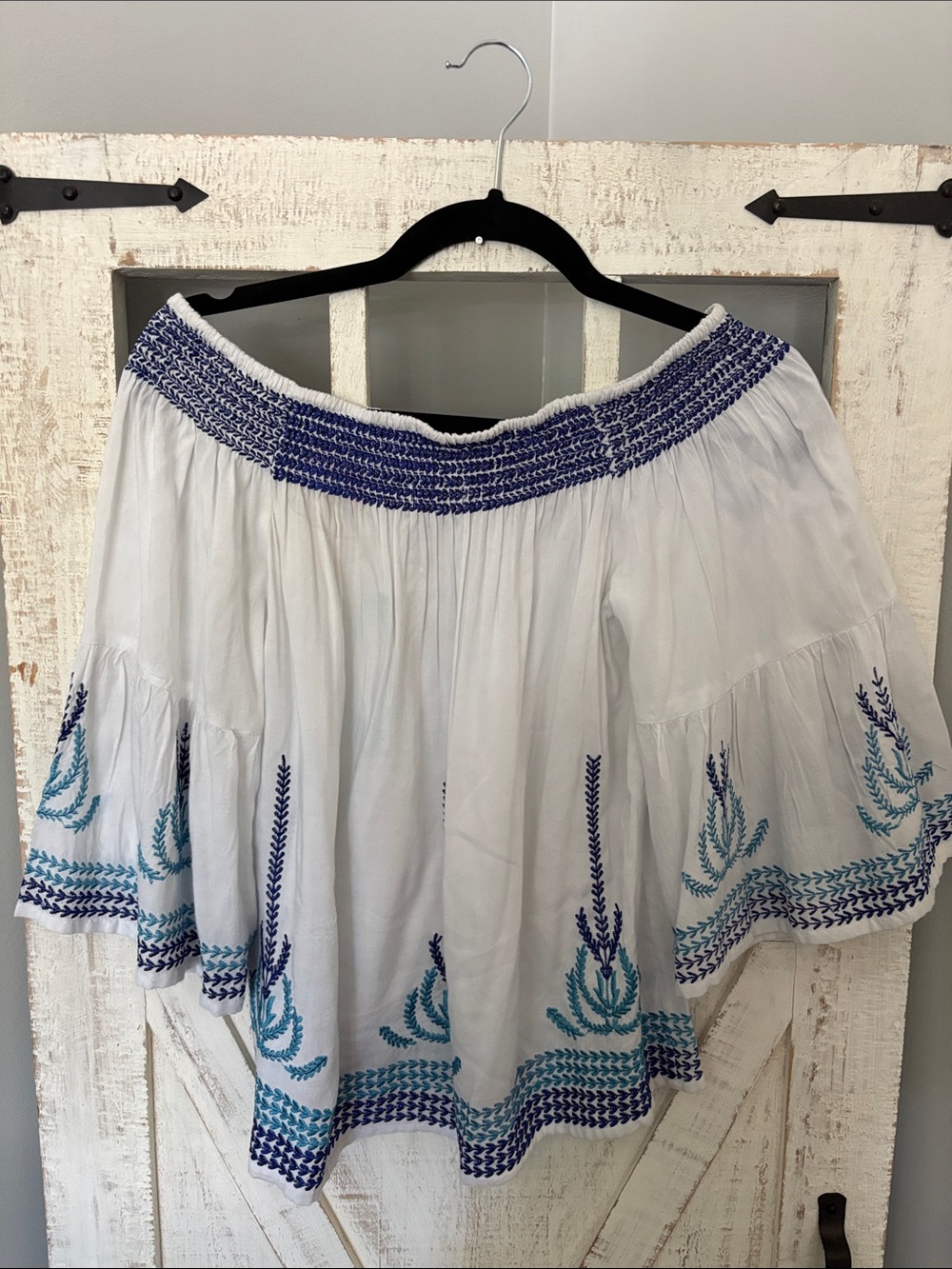 NWT Hazel Embroidered Off-Shoulder Peasant Top - Picture 6 of 13